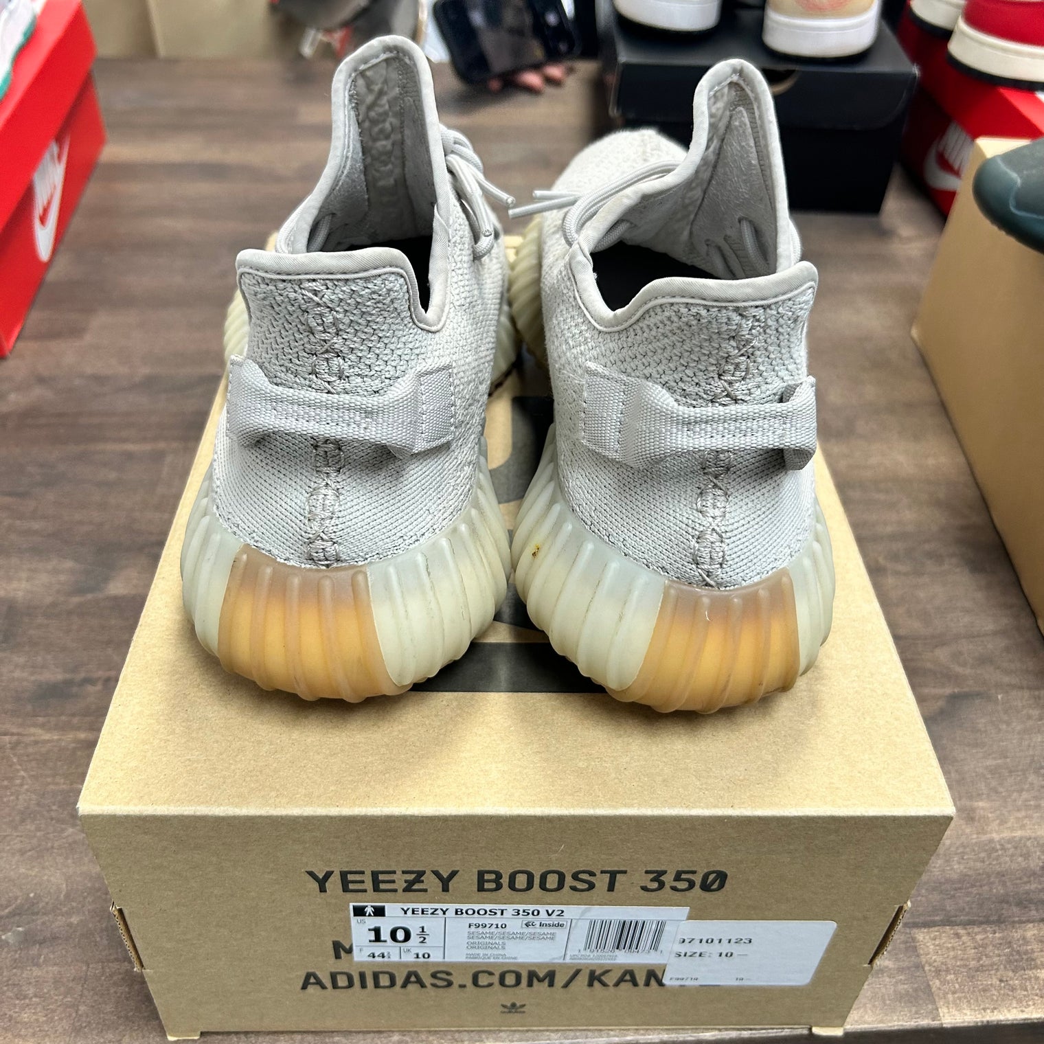 Sesame Yeezy 350 (USED)