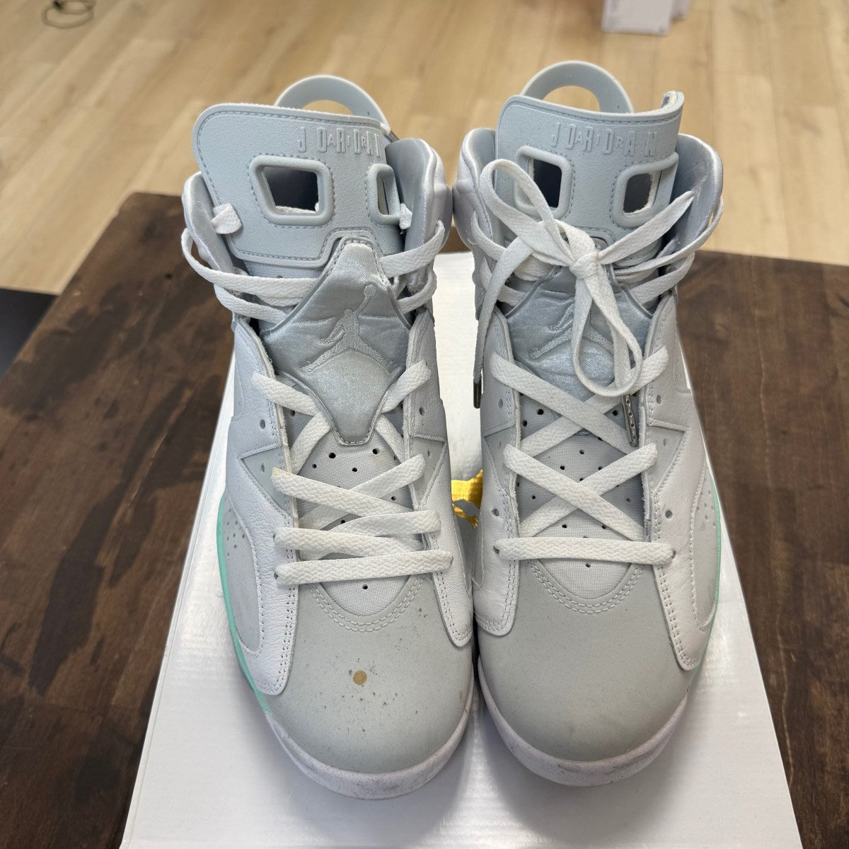 Jordan 6 Retro Mint Foam (Women's) - Image 2