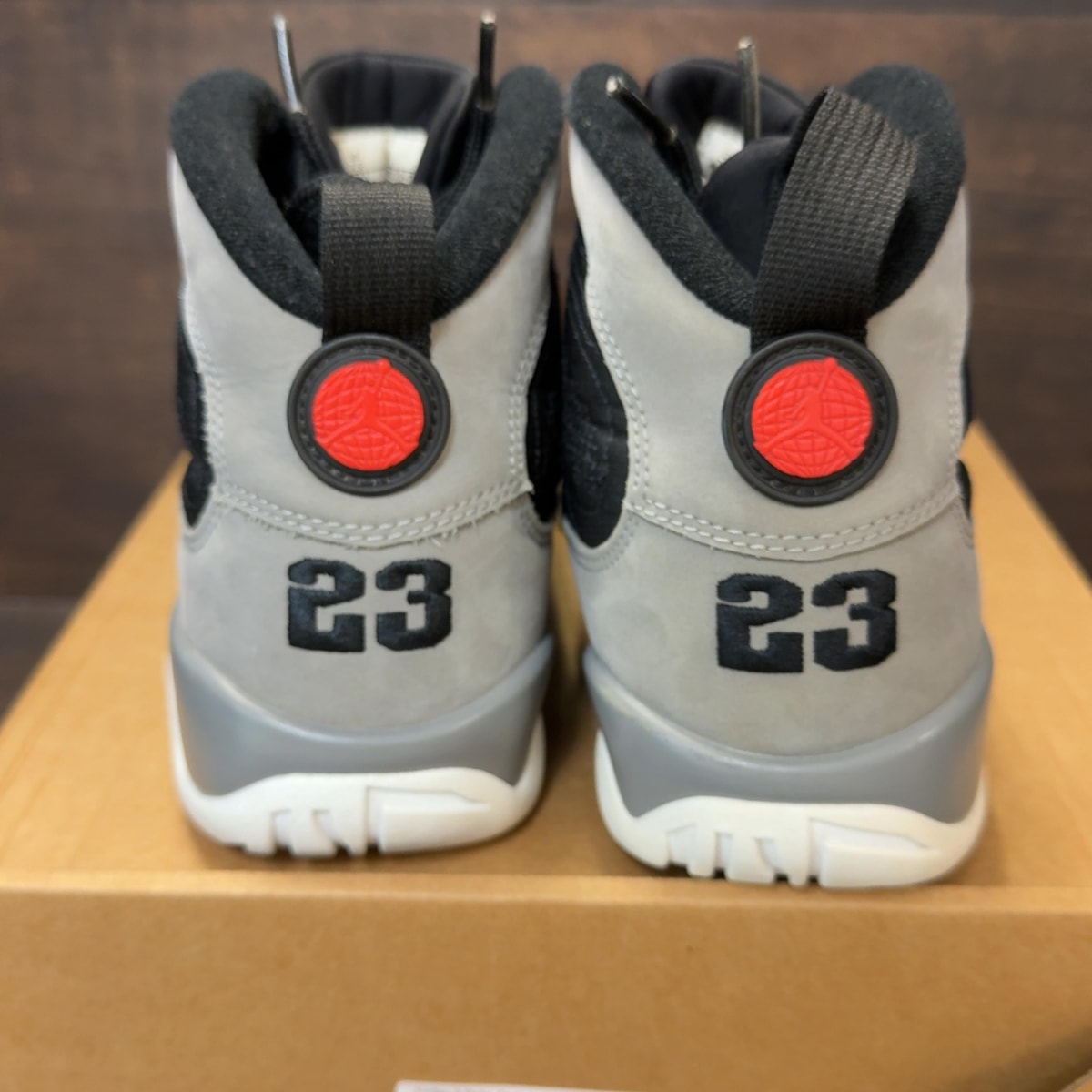 Jordan 9 Retro Particle Grey Size 7.5 (Pre-Owned) - Image 5
