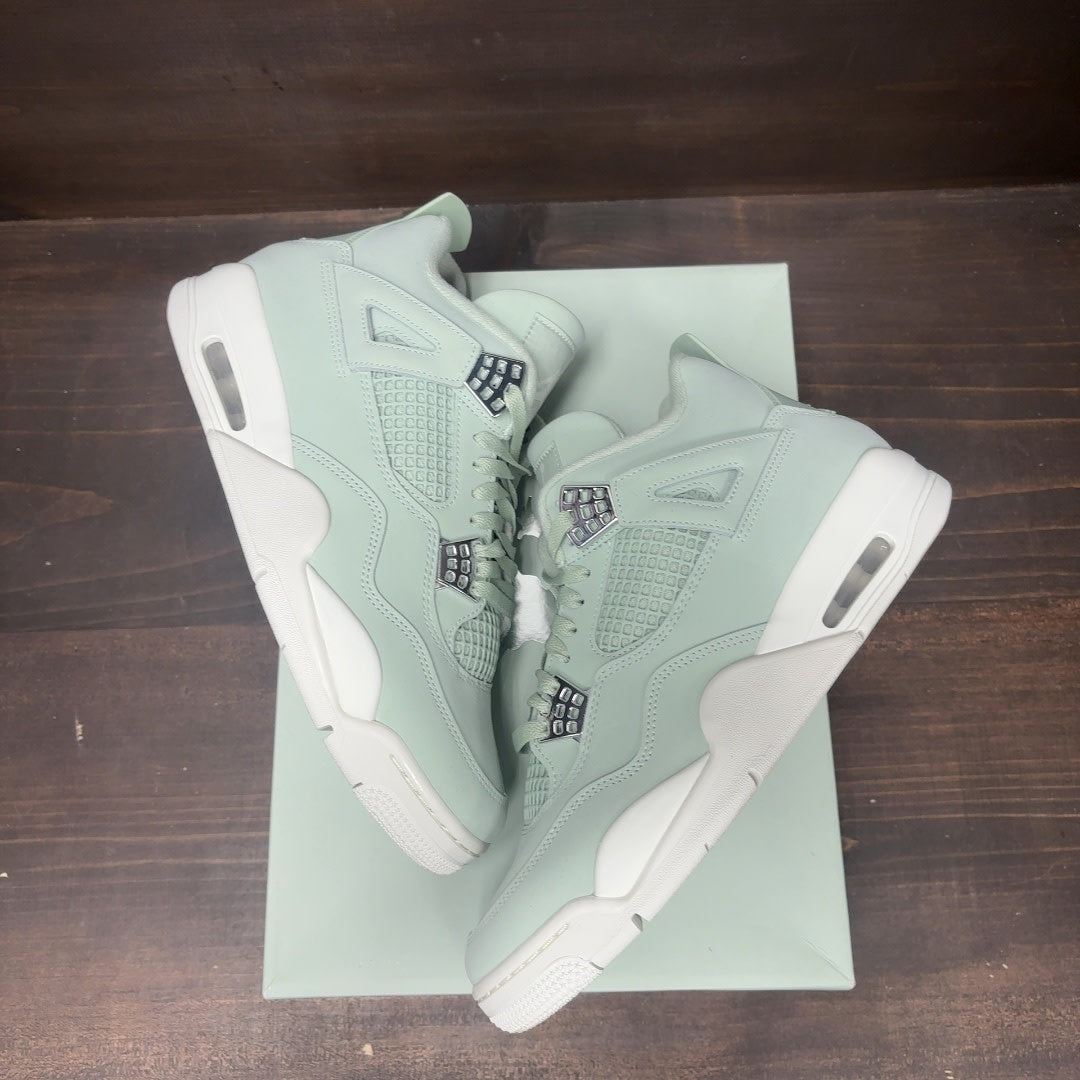 Jordan 4 Retro Seafoam Sail (Women's) Size 12W (Pre-Owned)