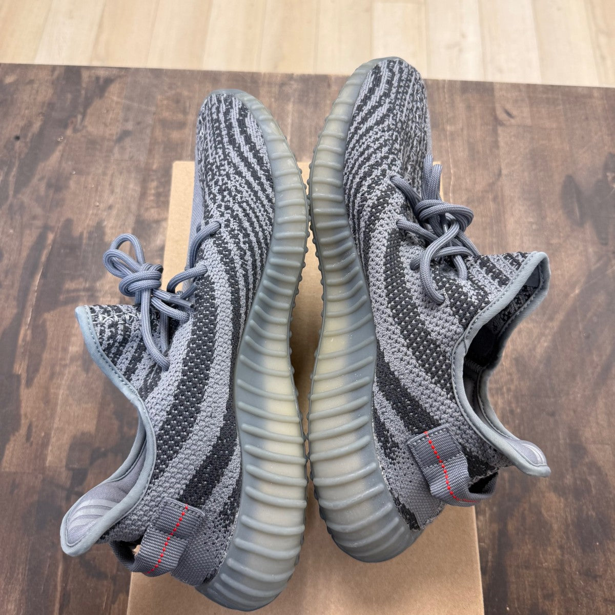adidas Yeezy Boost 350 V2 Beluga 2.0 Size 12 (Pre-Owned) - Image 5