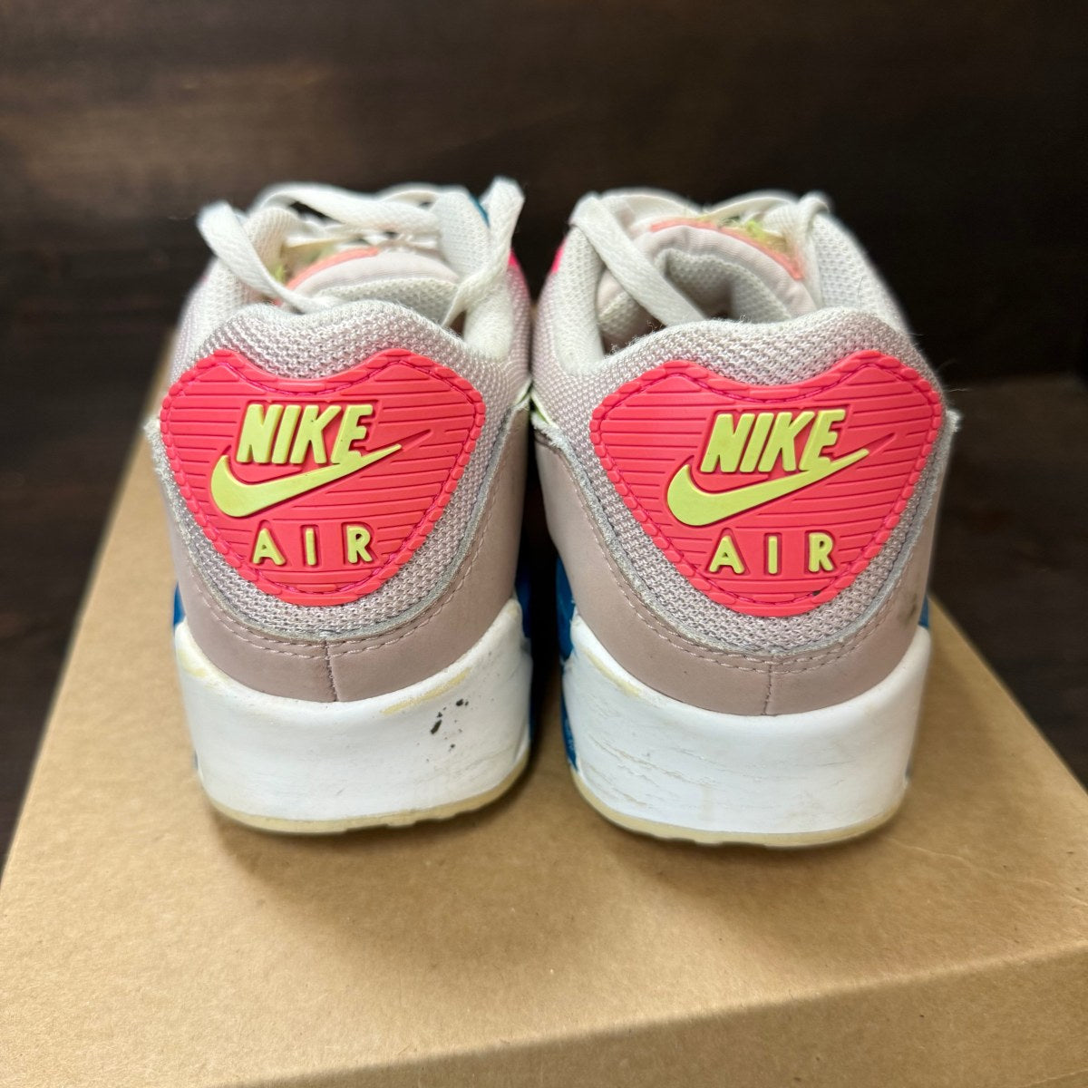 Nike Wmns Air Max 90 'Highlight Volt Pink' Size 8W (Pre-Owned) - Image 4