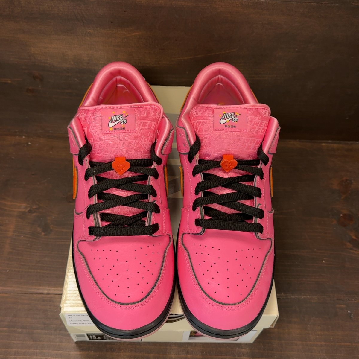 Nike SB Dunk Low The Powerpuff Girls Blossom Size 12 (Pre-Owned) - tag