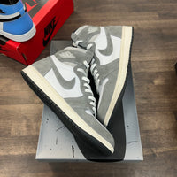 Washed Black Jordan 1 High (USED)