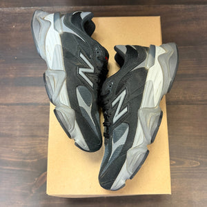 New Balance 9060 Black Grey (GS) Size 5Y (Pre-Owned) - Image 2
