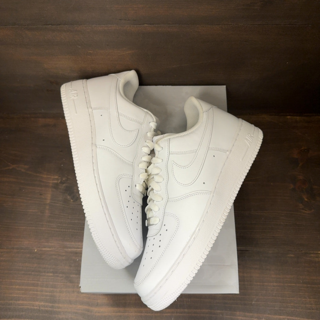 Nike Air Force 1 Low '07 White Size 10 (Pre-Owned)