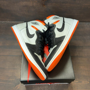 Jordan 1 Retro High Electro Orange - Image 2