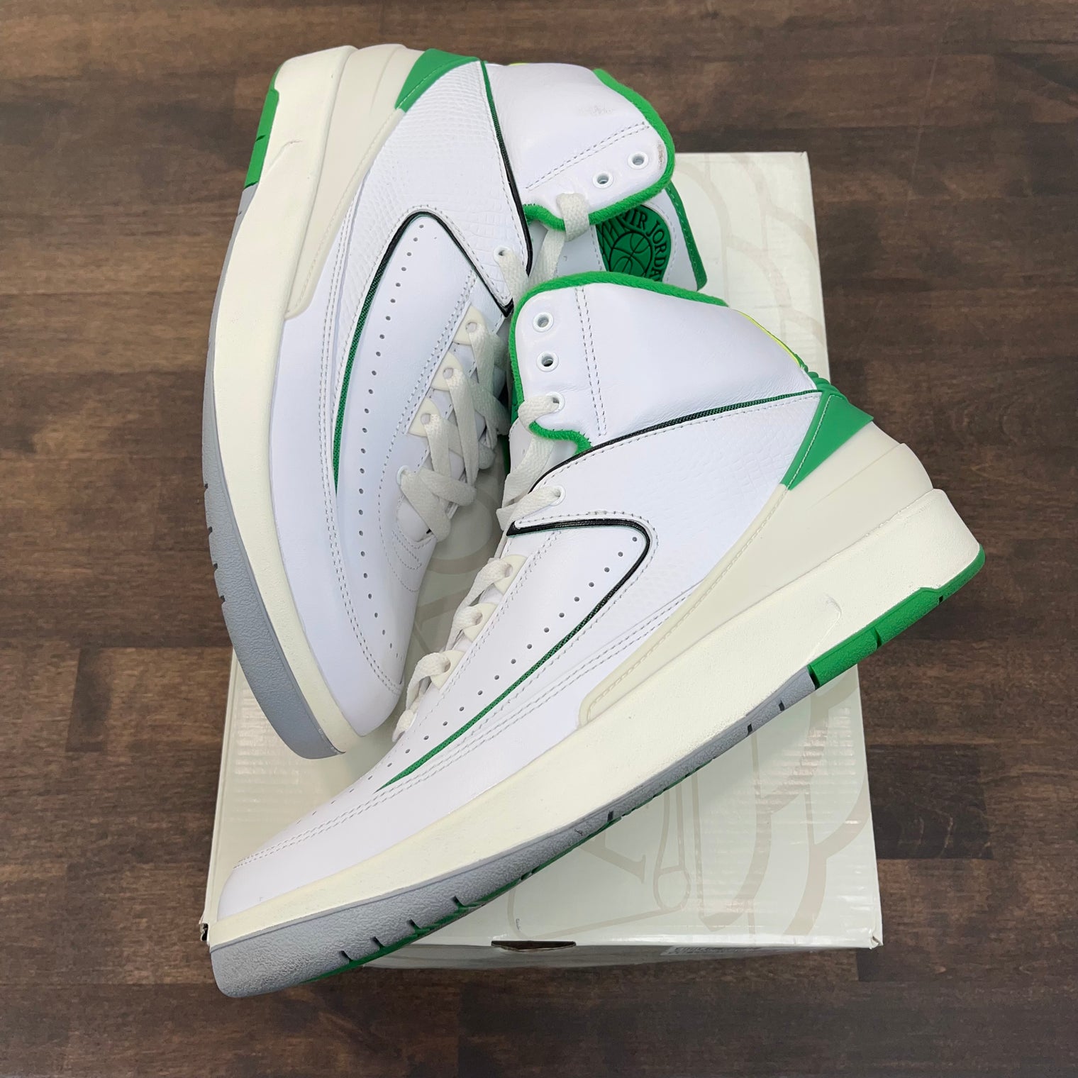 Lucky Green Jordan 2 (USED)
