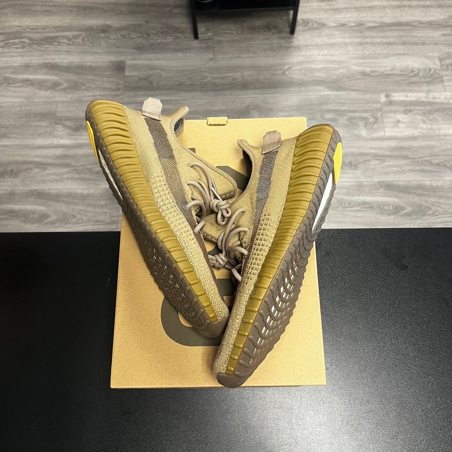 Earth Yeezy Boost 350 V2 (USED)