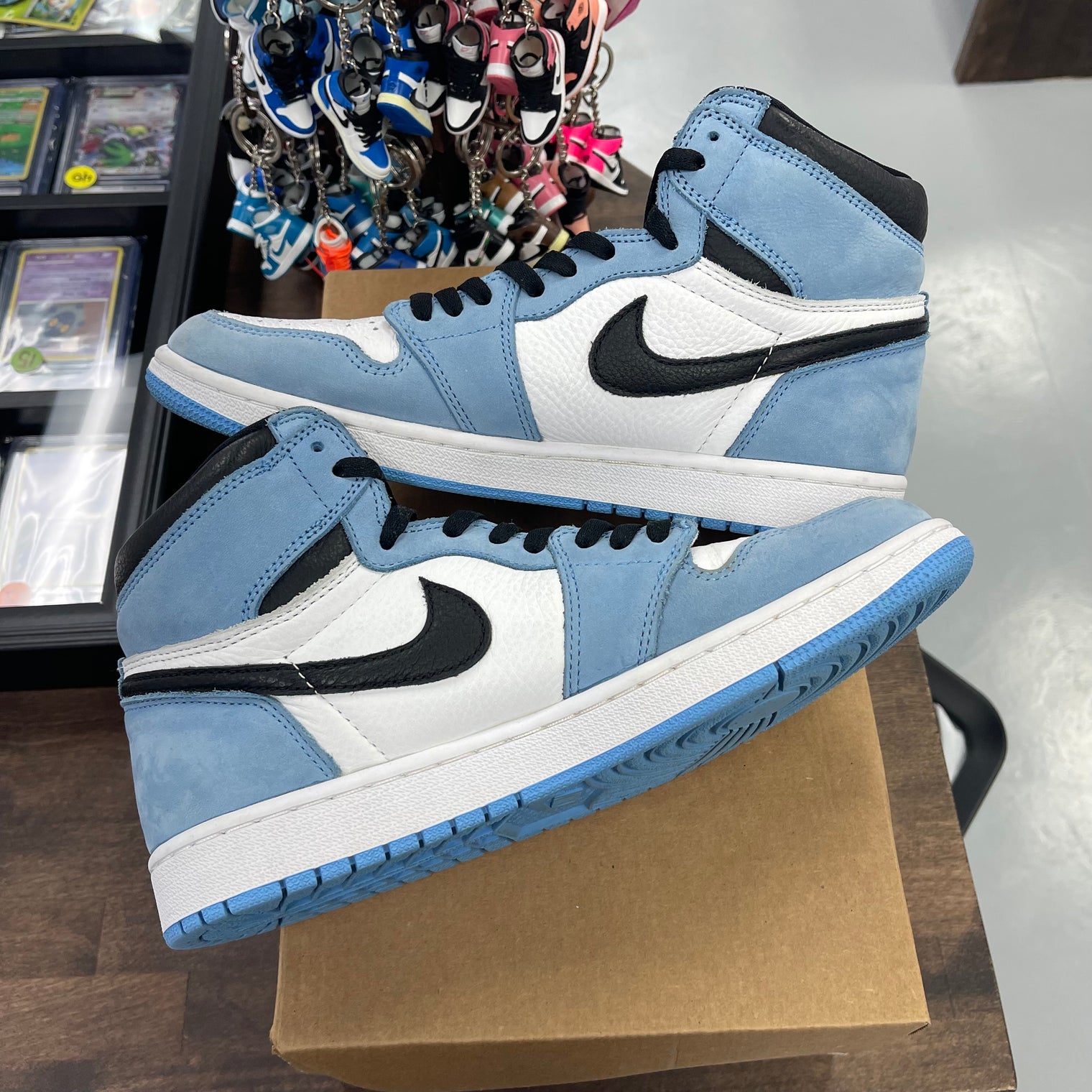 University Blue White Jordan 1 High (USED,No Box)