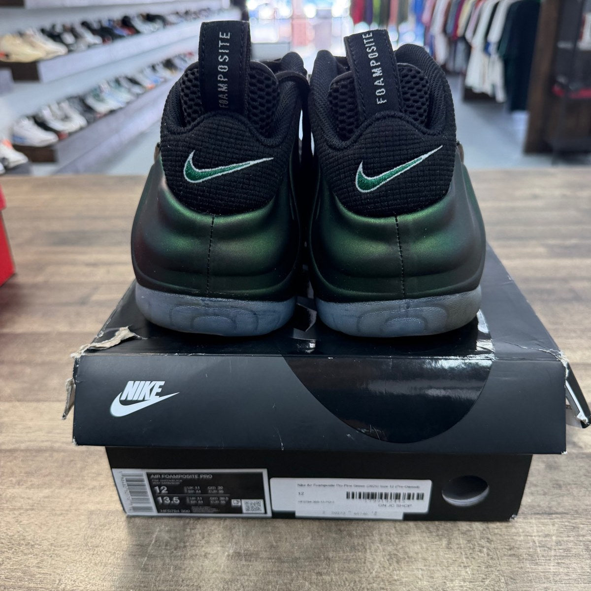 Nike Air Foamposite Pro Pine Green (2025) Size 12 (Pre-Owned) - Image 5