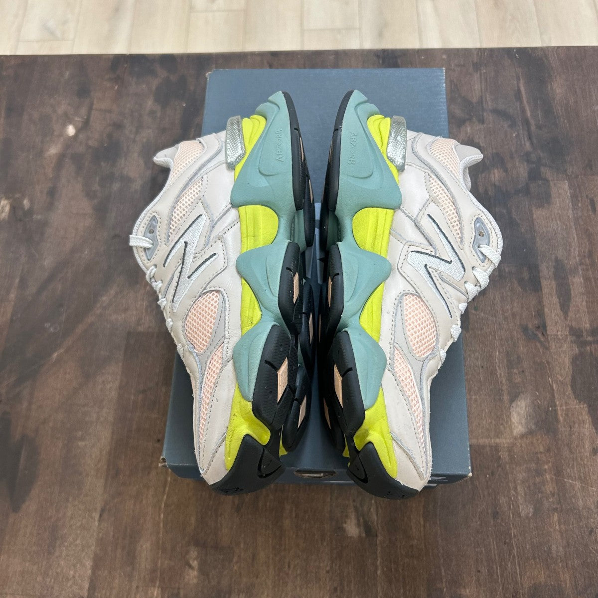 New Balance 9060 Moonbeam Vintage Rose Lime - Image 3