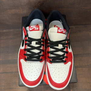 Jordan 1 Retro Low OG Chicago (2025) - Image 3