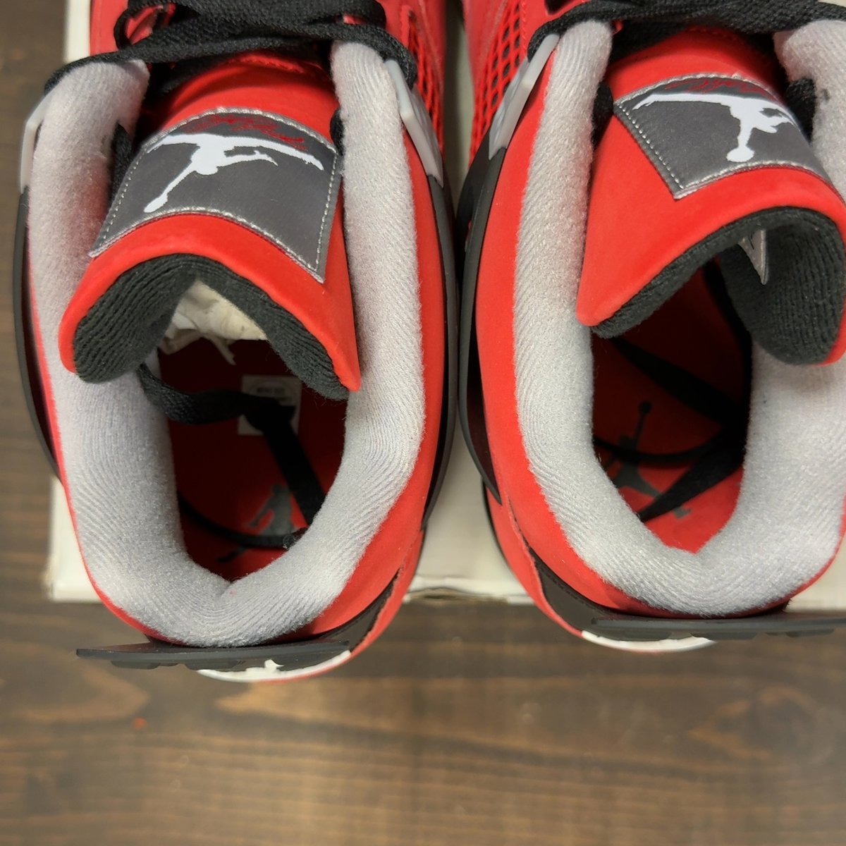Jordan 4 Retro Toro Bravo (2026) Size 12 (Pre-Owned) - aux