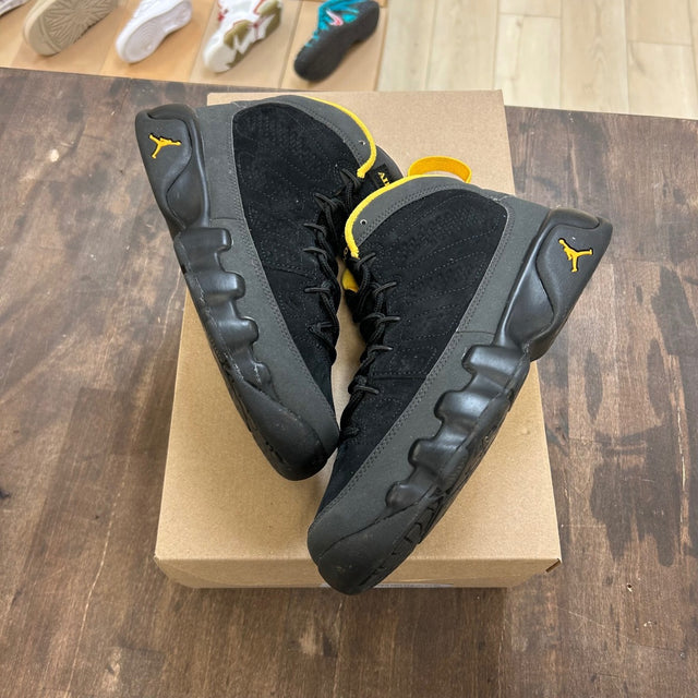 Jordan 9 Retro Dark Charcoal University Gold (GS) Size 6Y (Pre-Owned) - Image 1