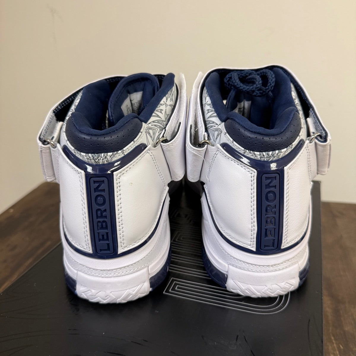 Nike LeBron Zoom 2 Midnight Navy (2022) - Image 3