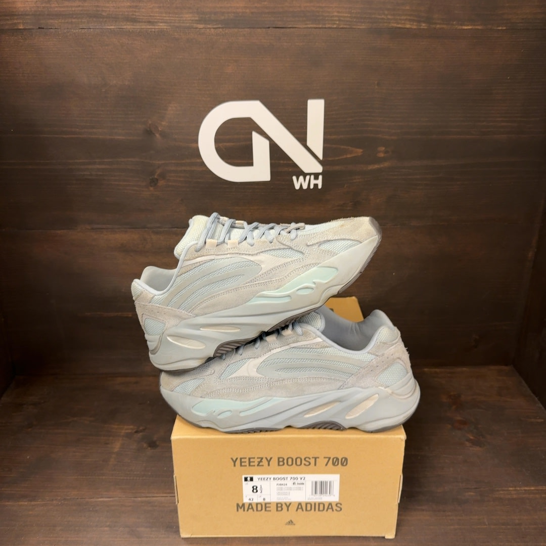 adidas Yeezy Boost 700 V2 Hospital Blue Size 8.5 (Pre-Owned)