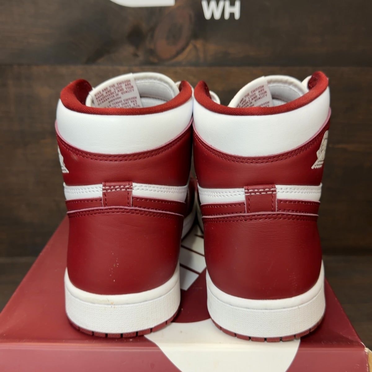 Jordan 1 Retro High OG Artisanal Team Red - Image 4
