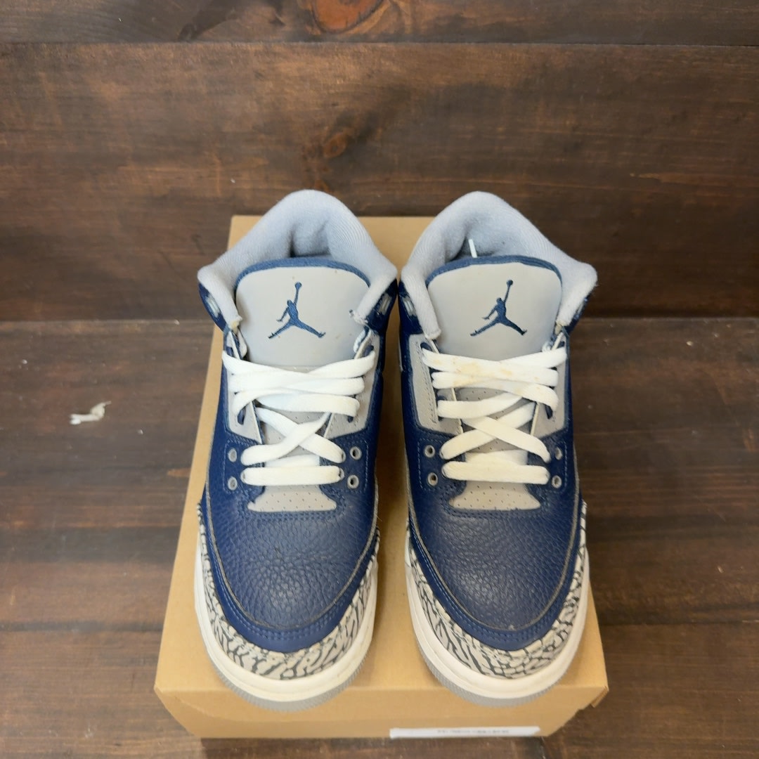 Jordan 3 Retro Georgetown (2021) (GS) Size 7Y (Pre-Owned) - Image 3