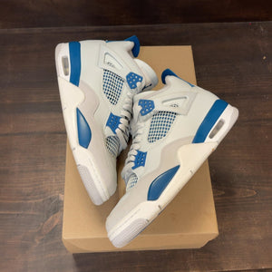Jordan 4 Retro Military Blue (2024) Size 7.5 (Pre-Owned) - Image 2