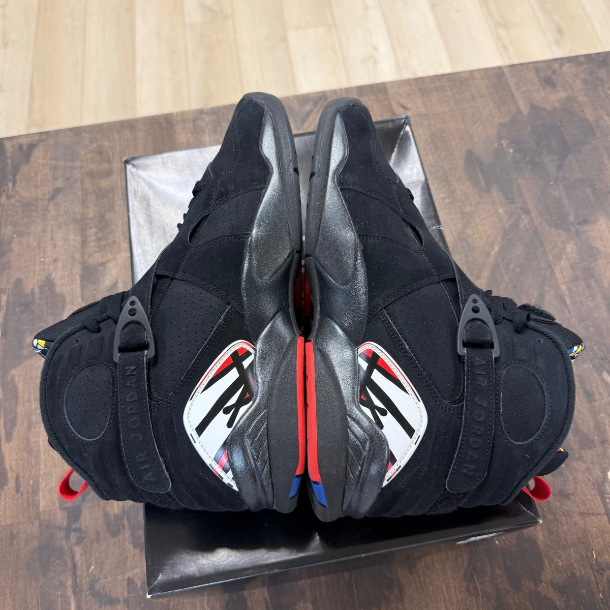 Jordan 8 Retro Playoffs (2023) - Image 4