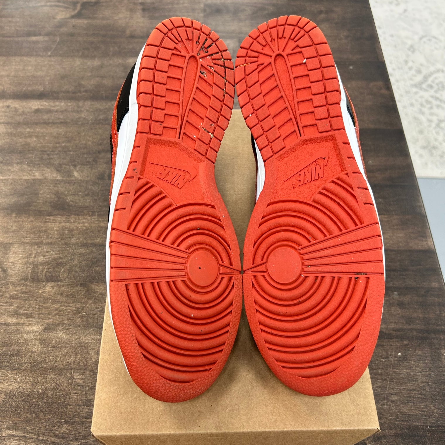 Dragon Red Dunk Low (USED, No Box)
