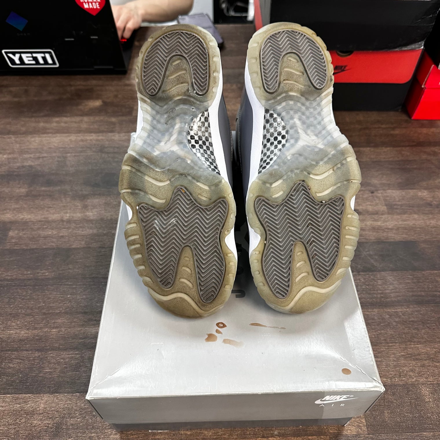 Cool Grey Jordan 11 (USED)
