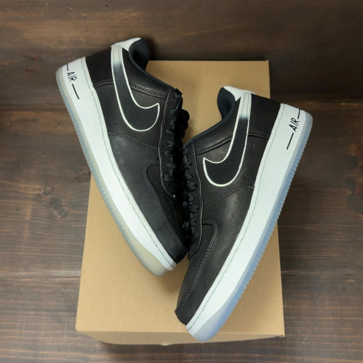 Nike Air Force 1 Low Colin Kaepernick Size 8 (Pre-Owned) - Image 2