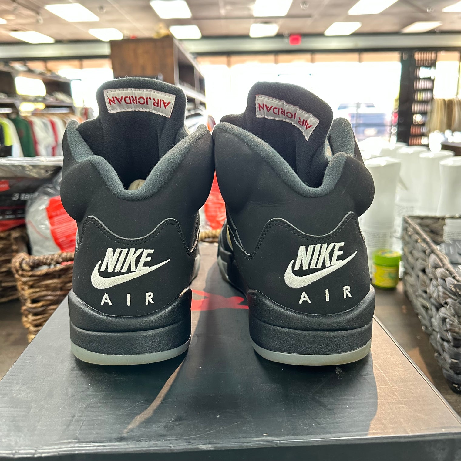 Black Metallic Jordan 5 (2016) (USED)