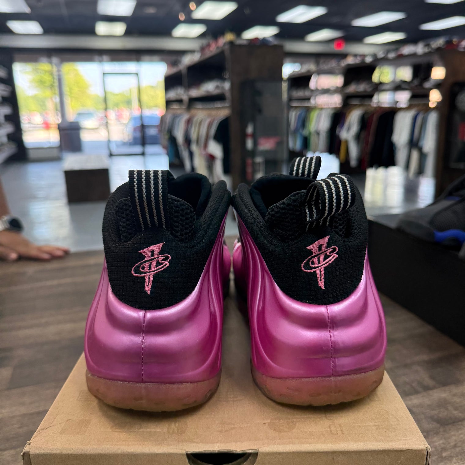 Pearlized Foamposite One (USED)