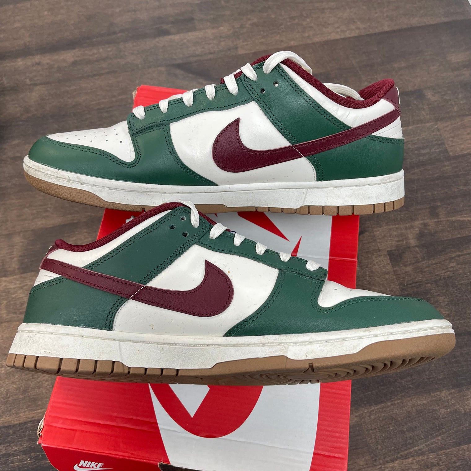 Gorge Green Dunk Low (USED)