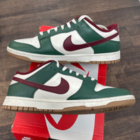 Gorge Green Dunk Low (USED)