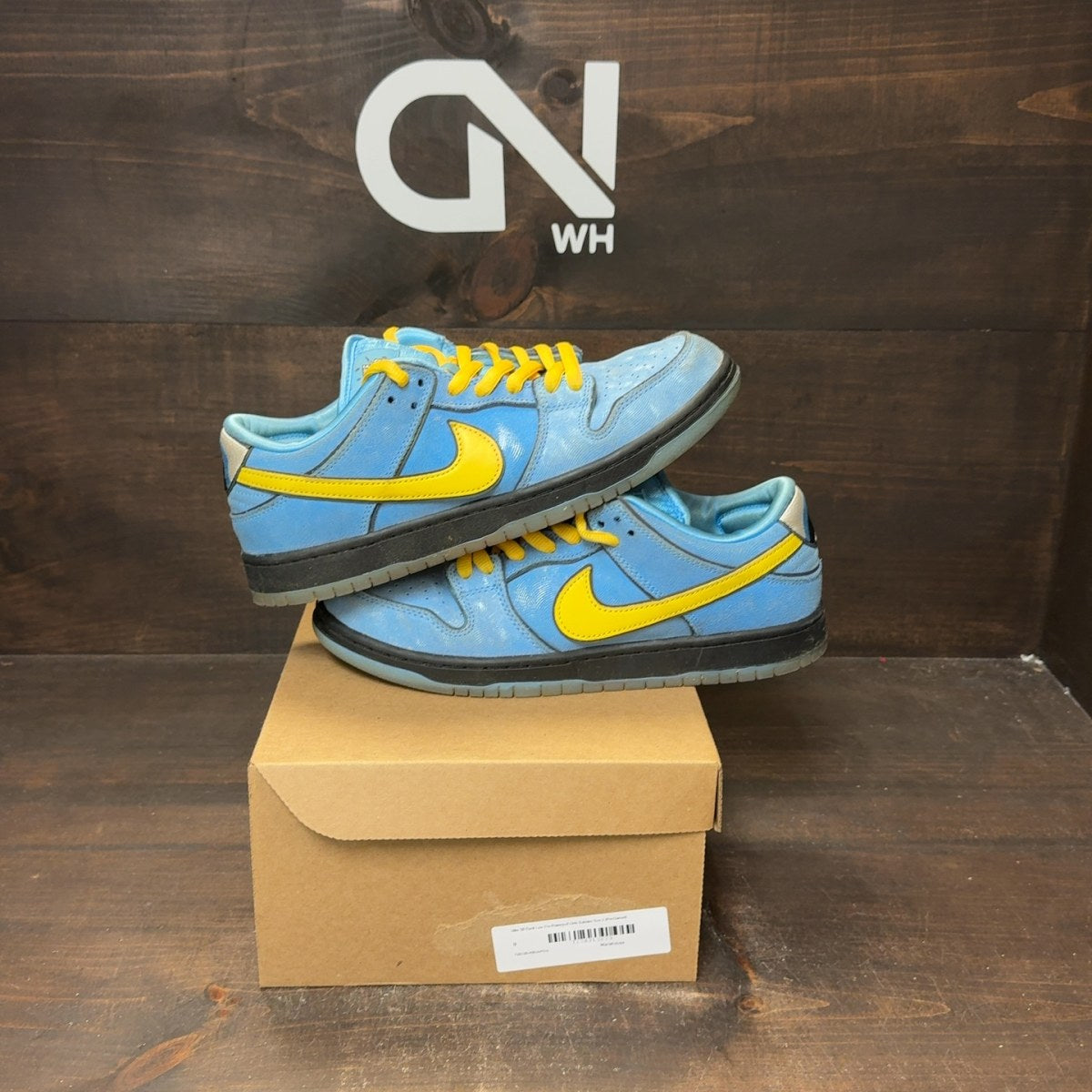 Nike SB Dunk Low The Powerpuff Girls Bubbles Size 9 (Pre-Owned) - Image 1