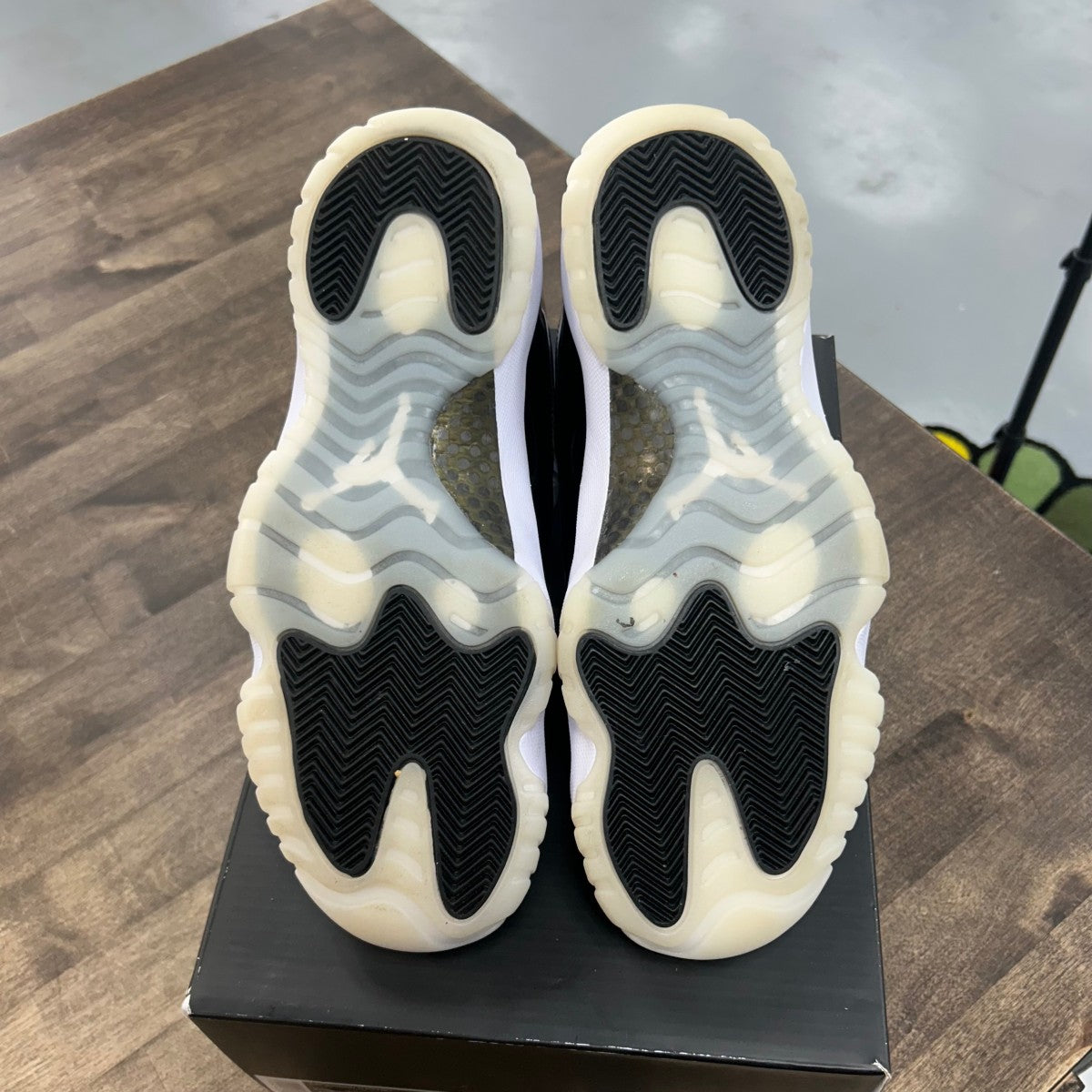 Jordan 11 Retro DMP Gratitude (2023) - Image 5
