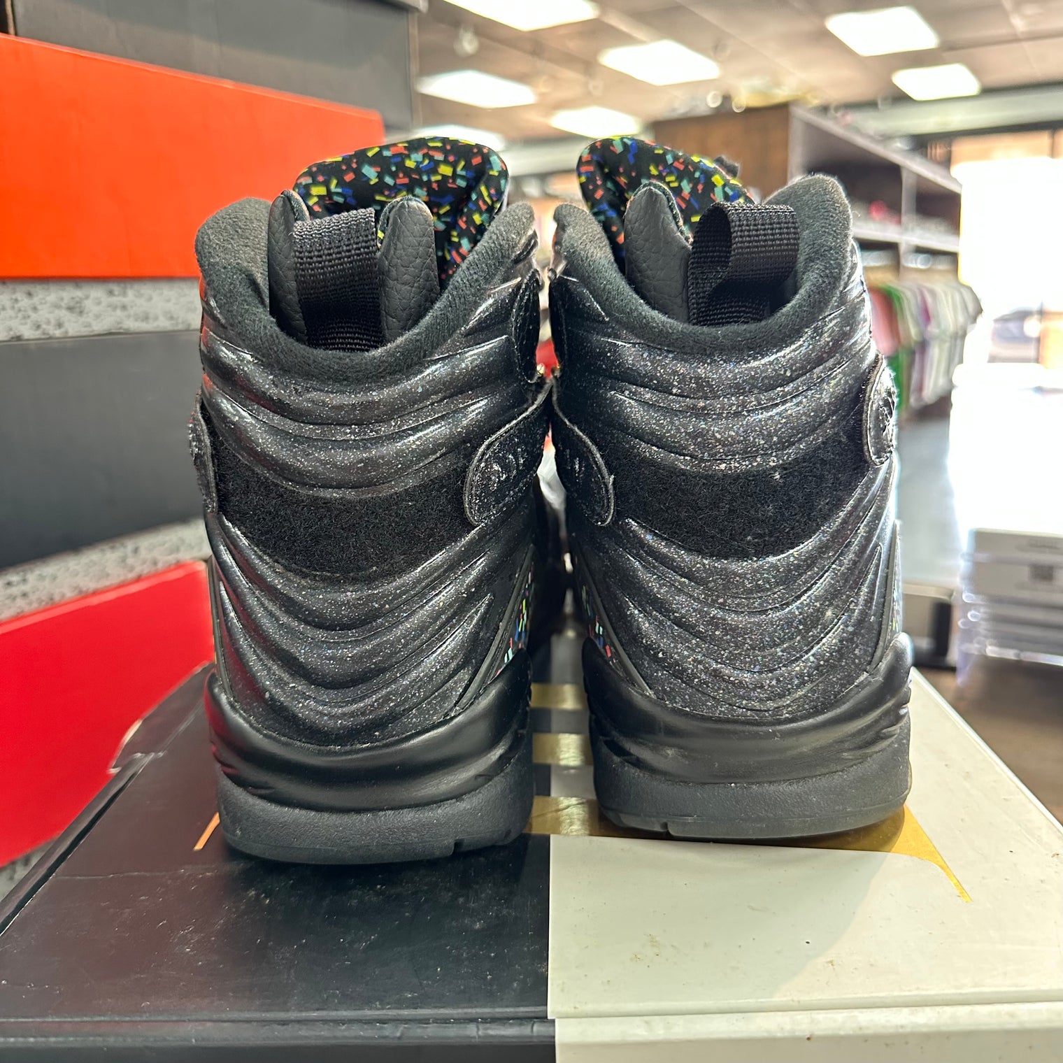 Confetti Jordan 8 Retro (USED)