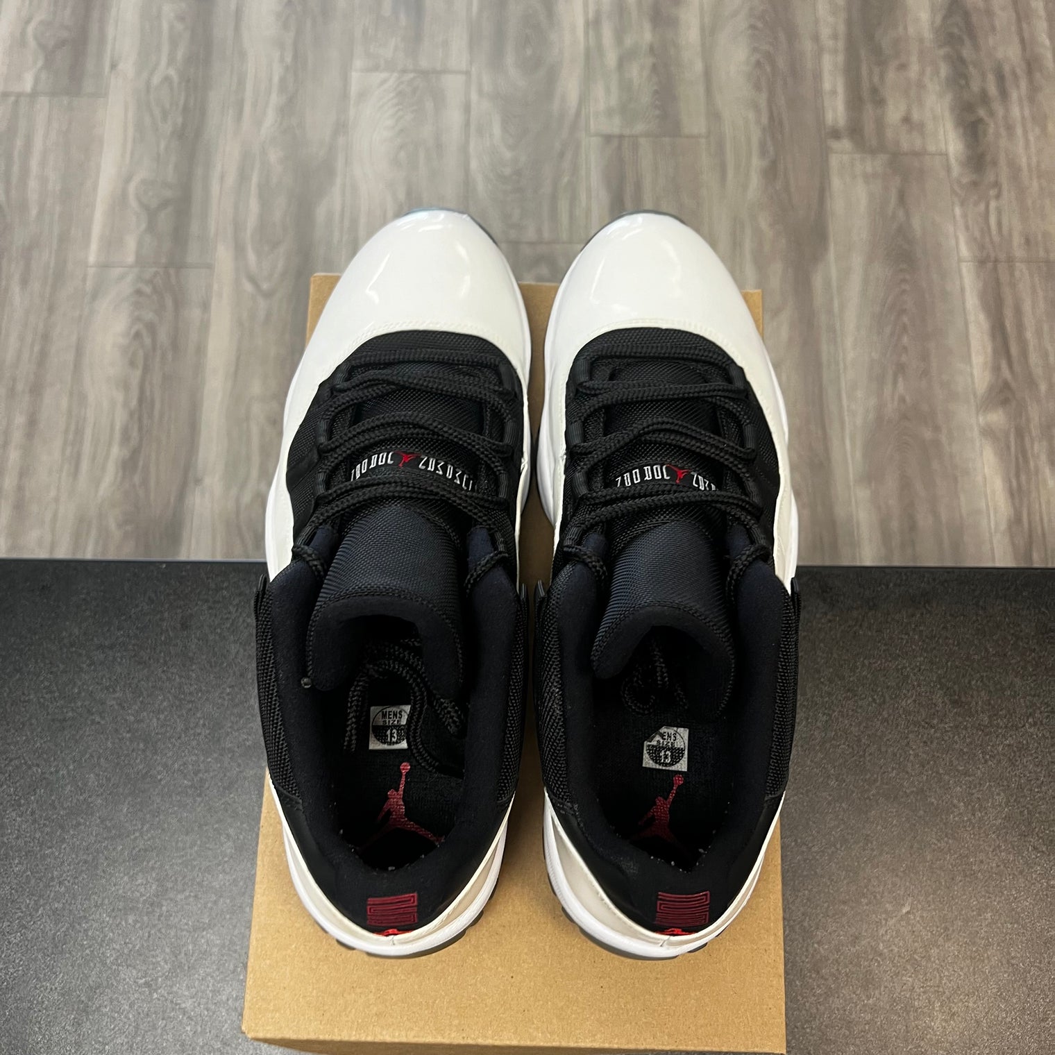 Jordan 11 Retro Low Tuxedo (USED, No box)