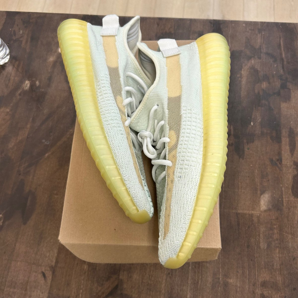 adidas Yeezy Boost 350 V2 Hyperspace Size 12.5 (Pre-Owned) - Image 1