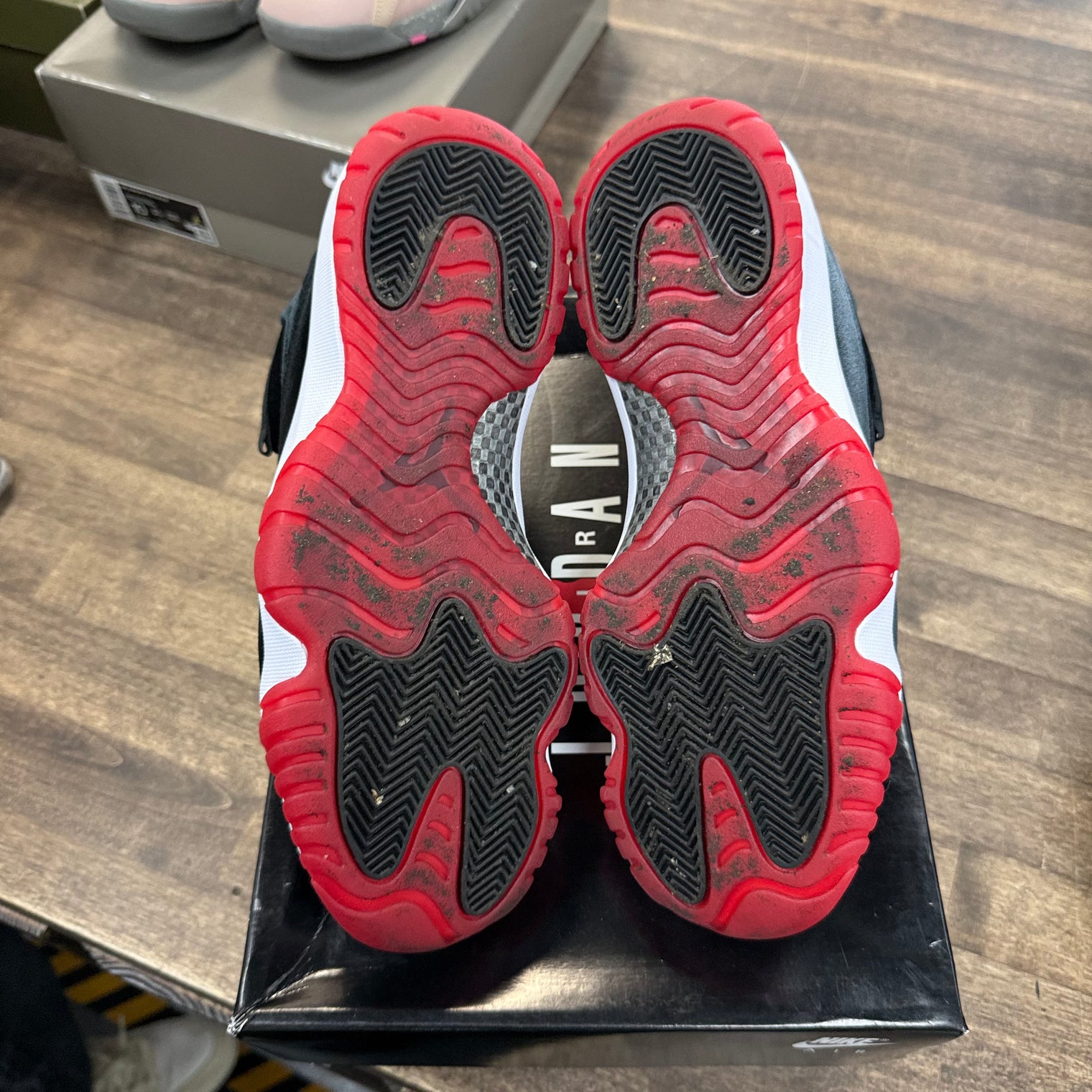 Bred Velvet Jordan 11 Retro (W) (USED)