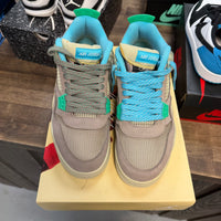 Jordan 4 Retro SP 30th Anniversary Union Taupe Haze (US 8) (USED)