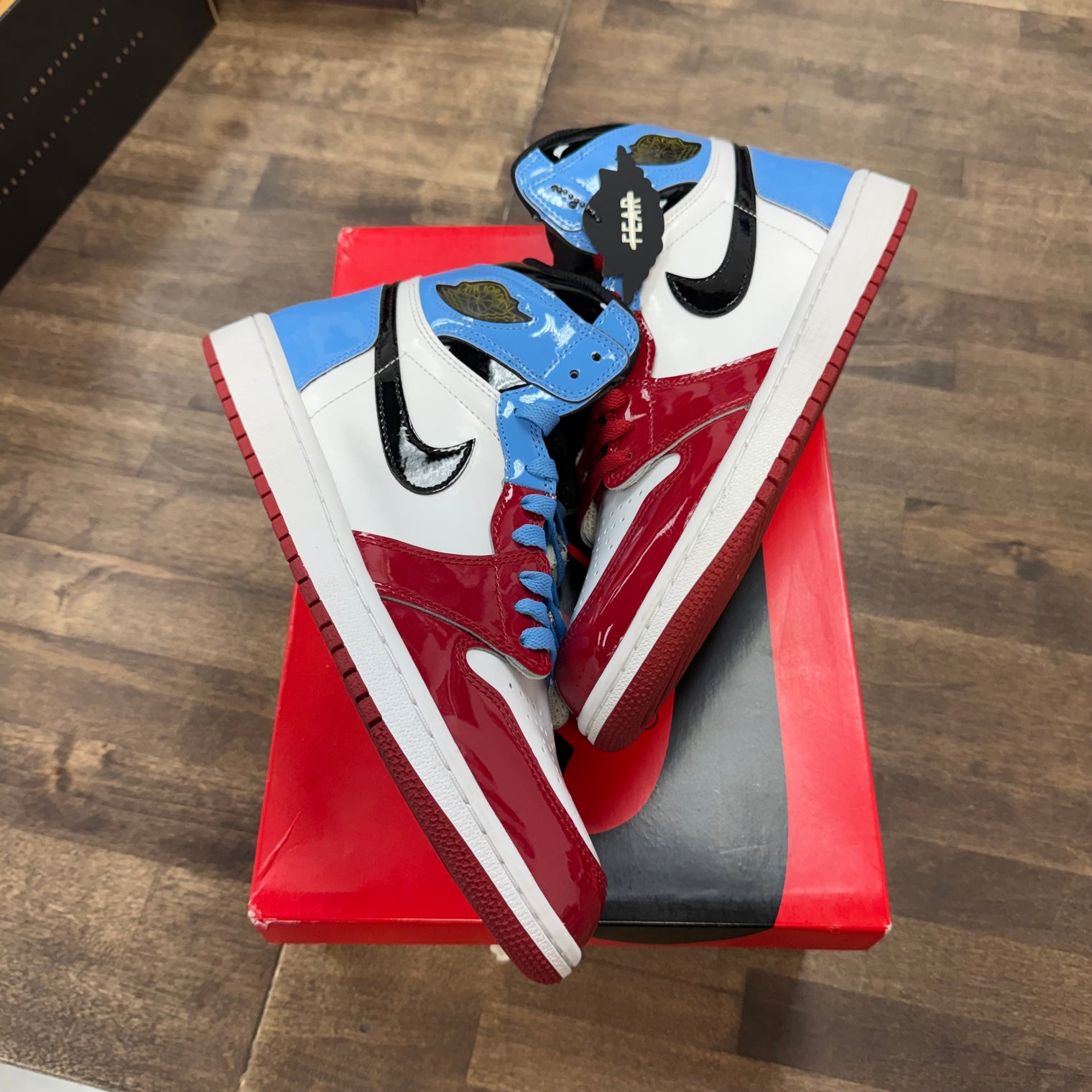 Fearless UNC Jordan 1 High (USED)