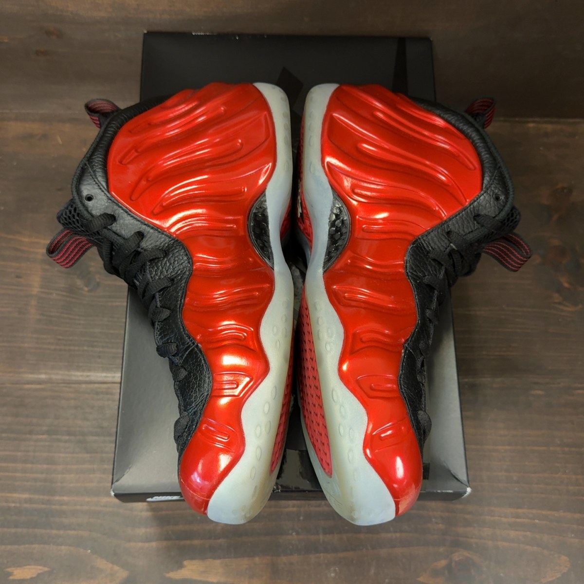 Nike Air Foamposite One Metallic Red (2023) - Image 4