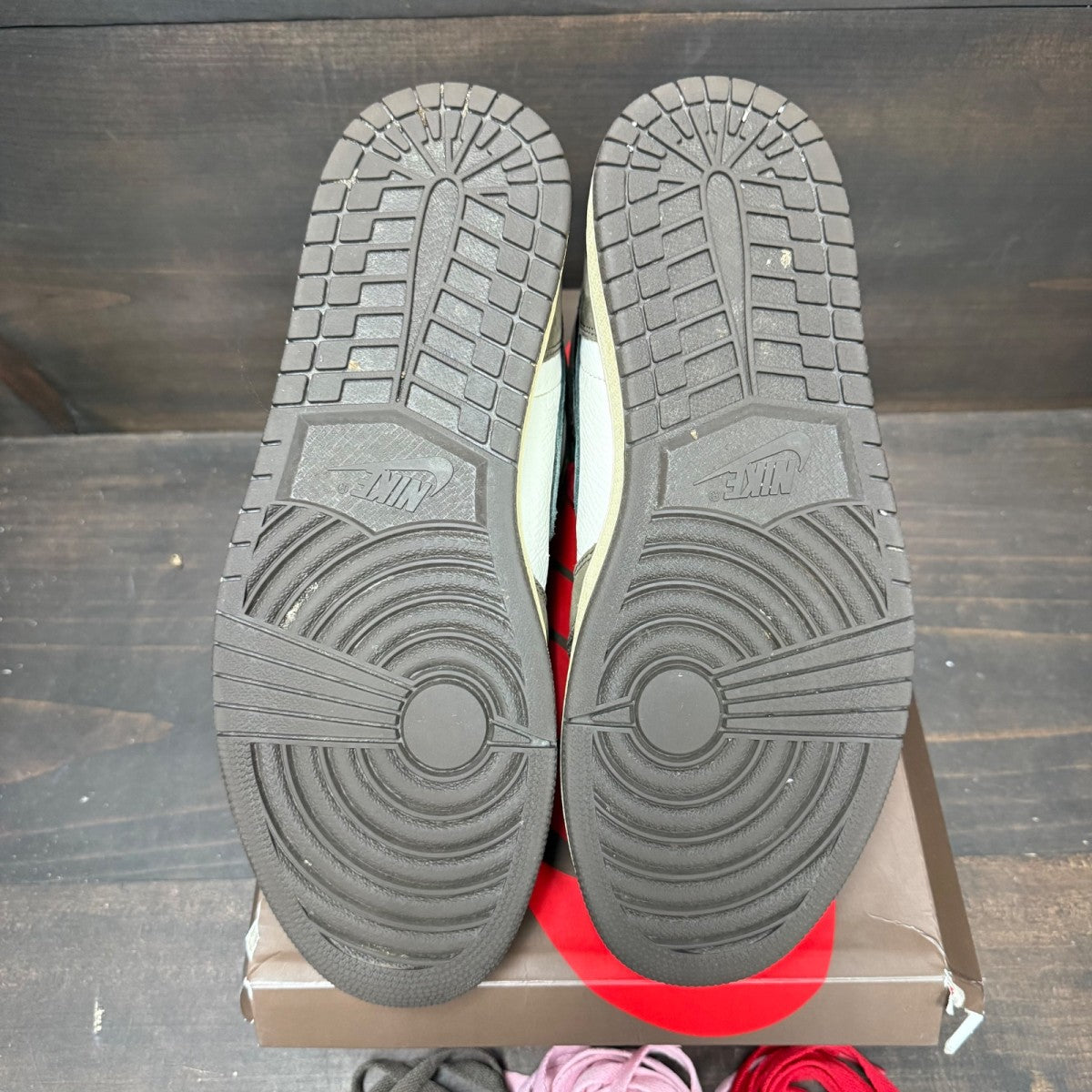 Jordan 1 Retro High OG SP Travis Scott Mocha - Image 6