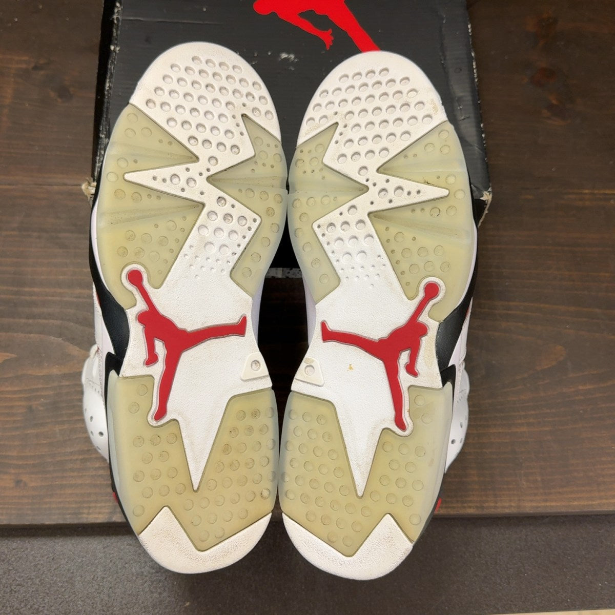 Jordan 6 Retro Carmine (2021) - Image 8