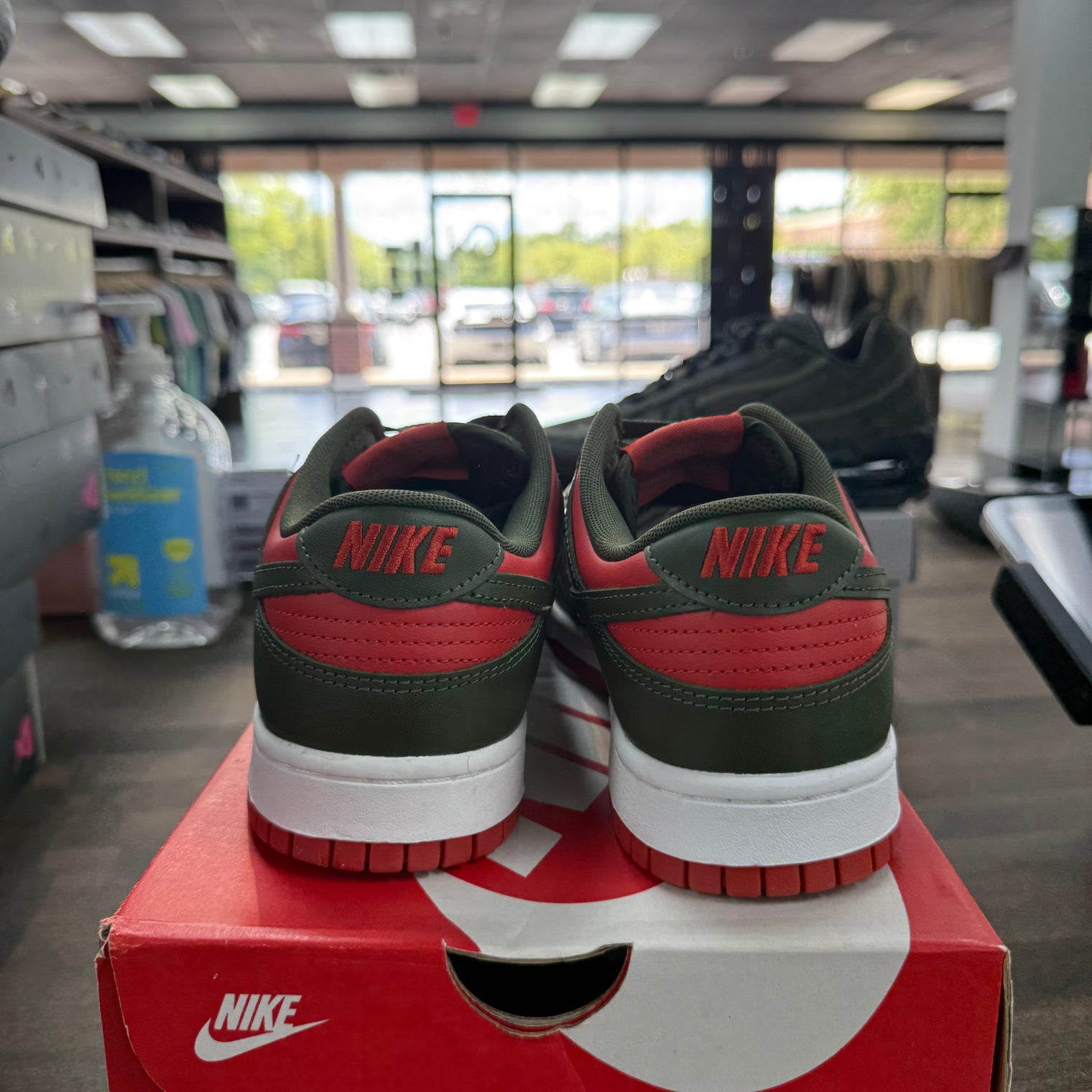 Mystic Red Cargo Dunk Low (USED)