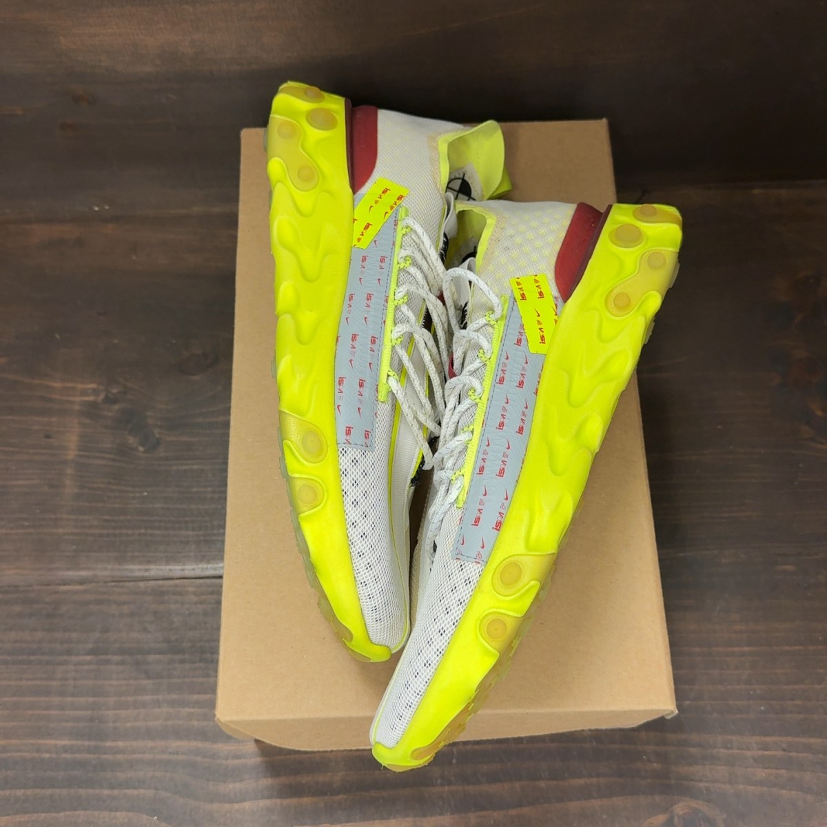Nike React Runner ISPA Platinum Tint Volt Glow Team Red Size 11 (Pre-Owned) - Image 2