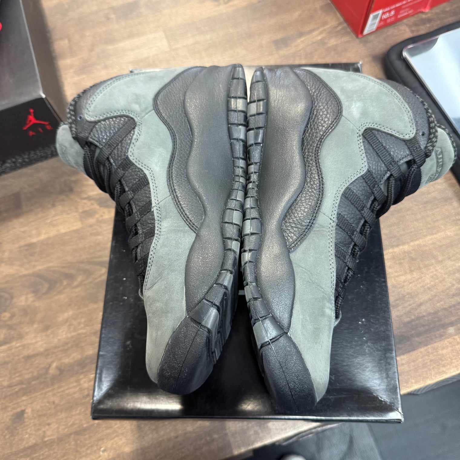 Shadow Jordan 10 (USED)