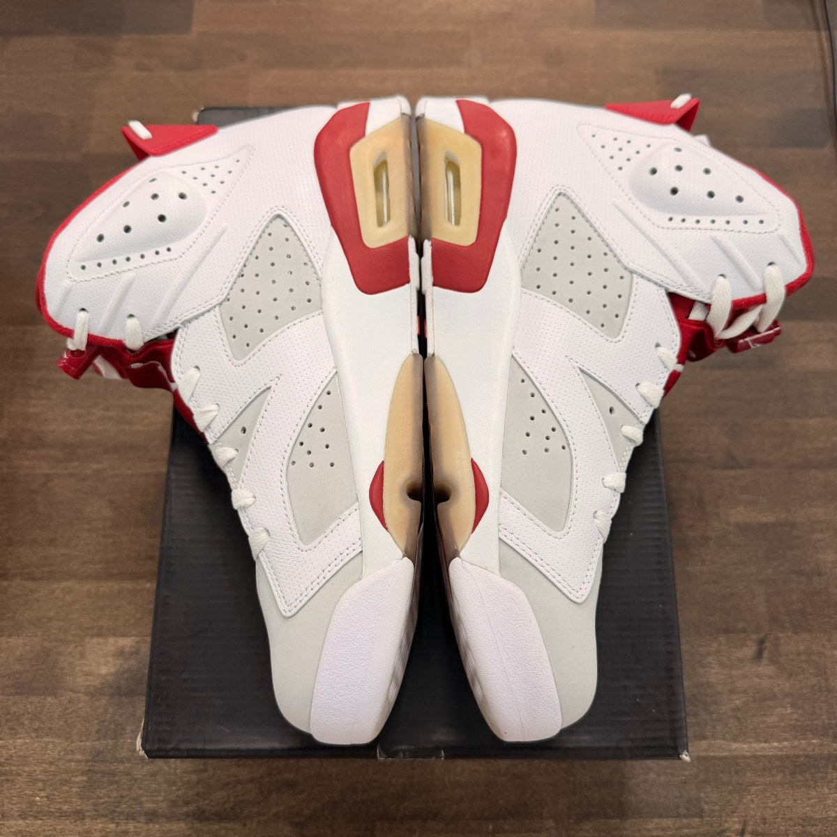Jordan 6 Retro Alternate Hare - Image 3