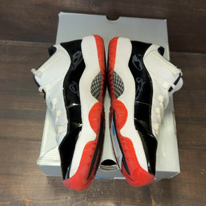 Jordan 11 Retro Low Concord Bred Size 9.5 (Pre-Owned) - Image 4