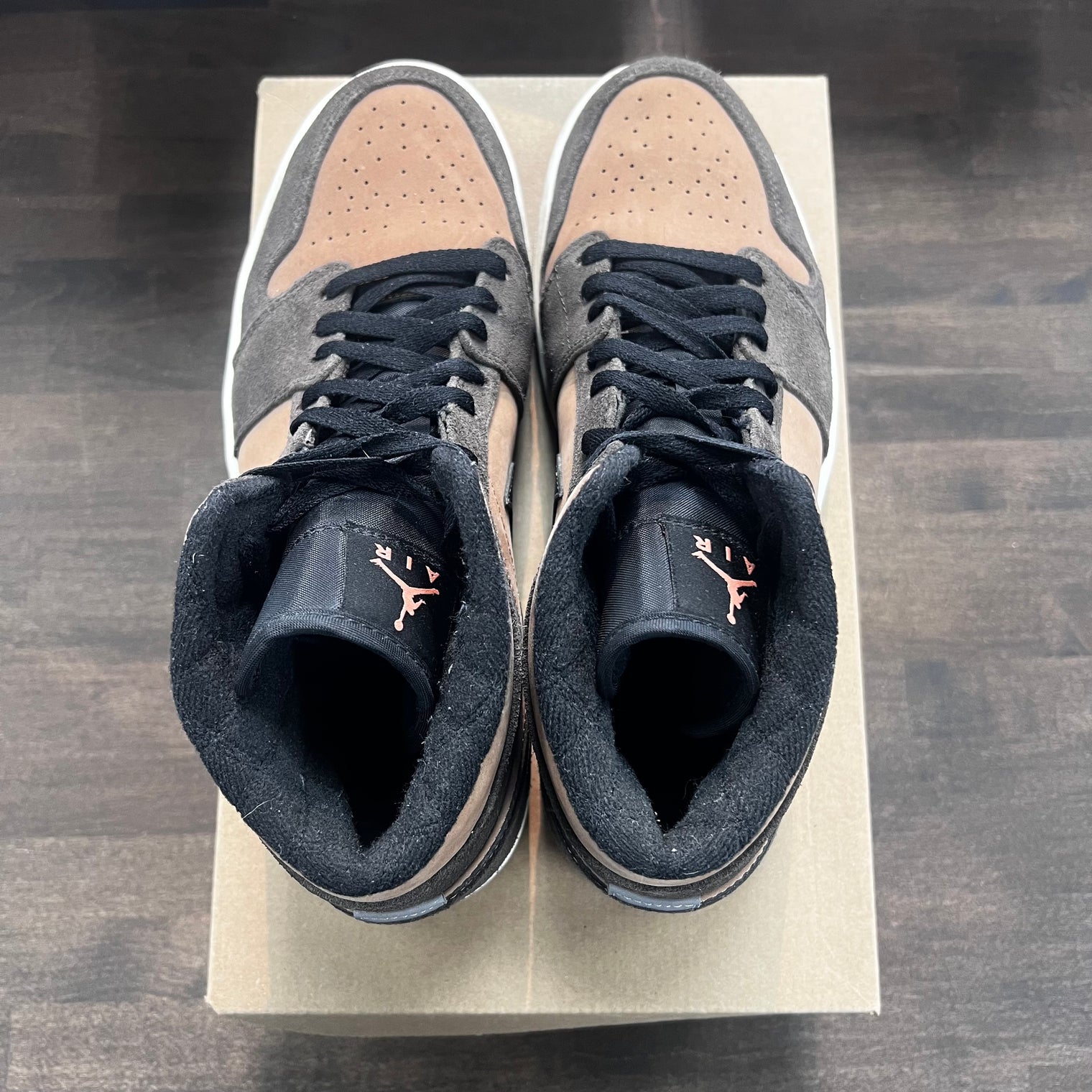 Chocolate Jordan 1 Mid (USED, No Box)