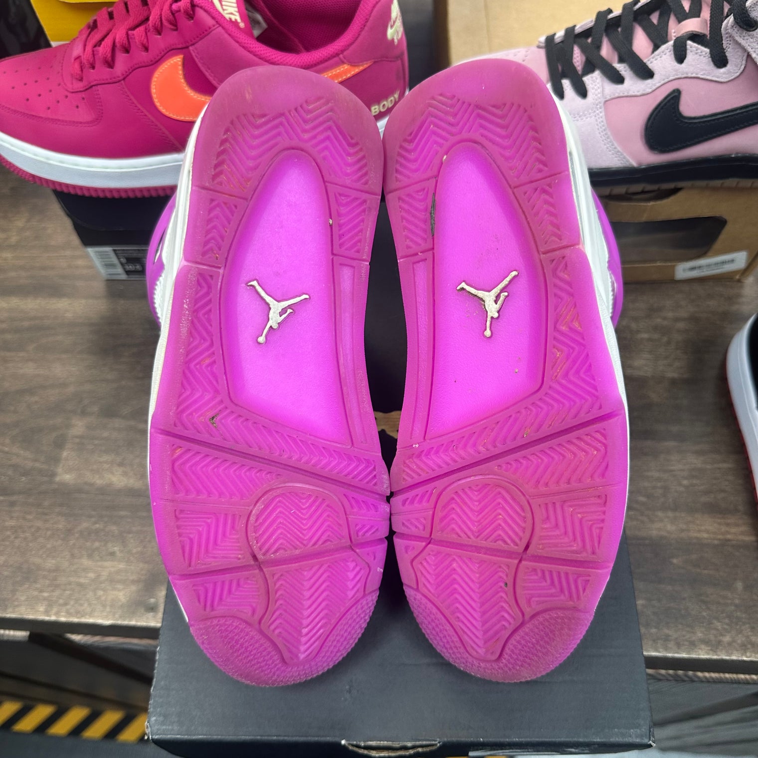 (GS) Hyper Violet Jordan 4 (USED)